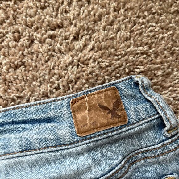 American Eagle Distressed Jegging Jeans - Picture 11 of 15